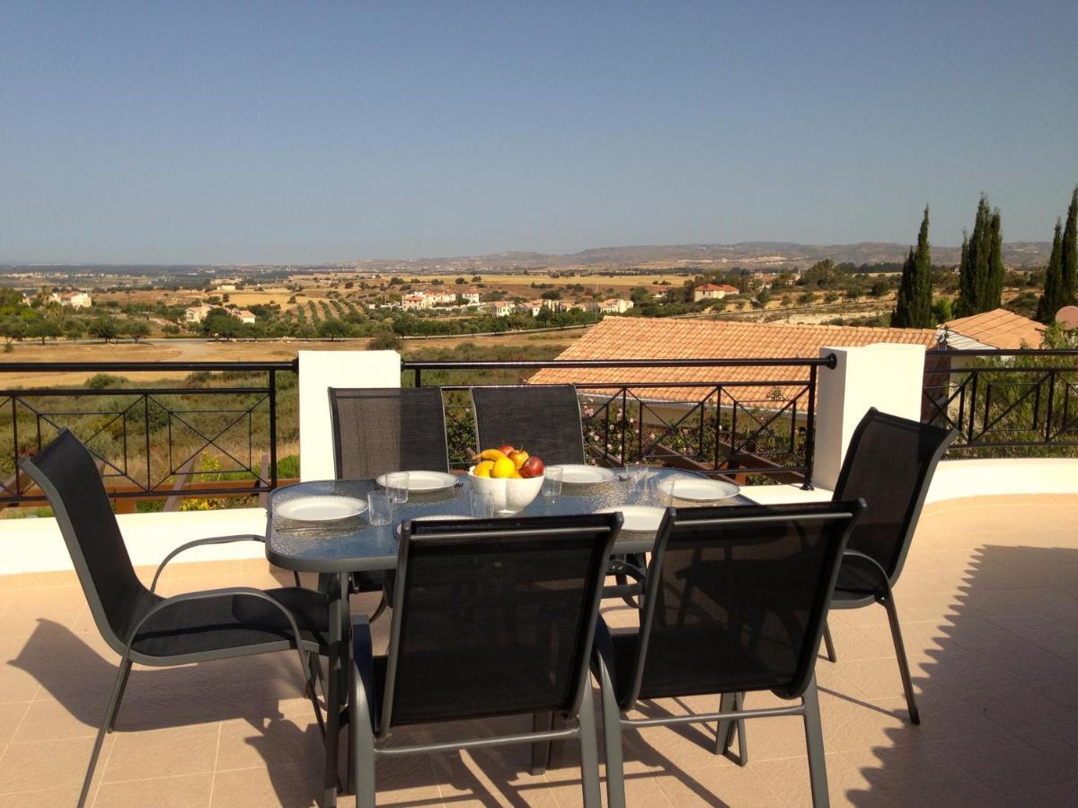 Villa Panorama - Stunning Views In Villa With Hot Tub, Pool, Garden Kouklia Exterior foto